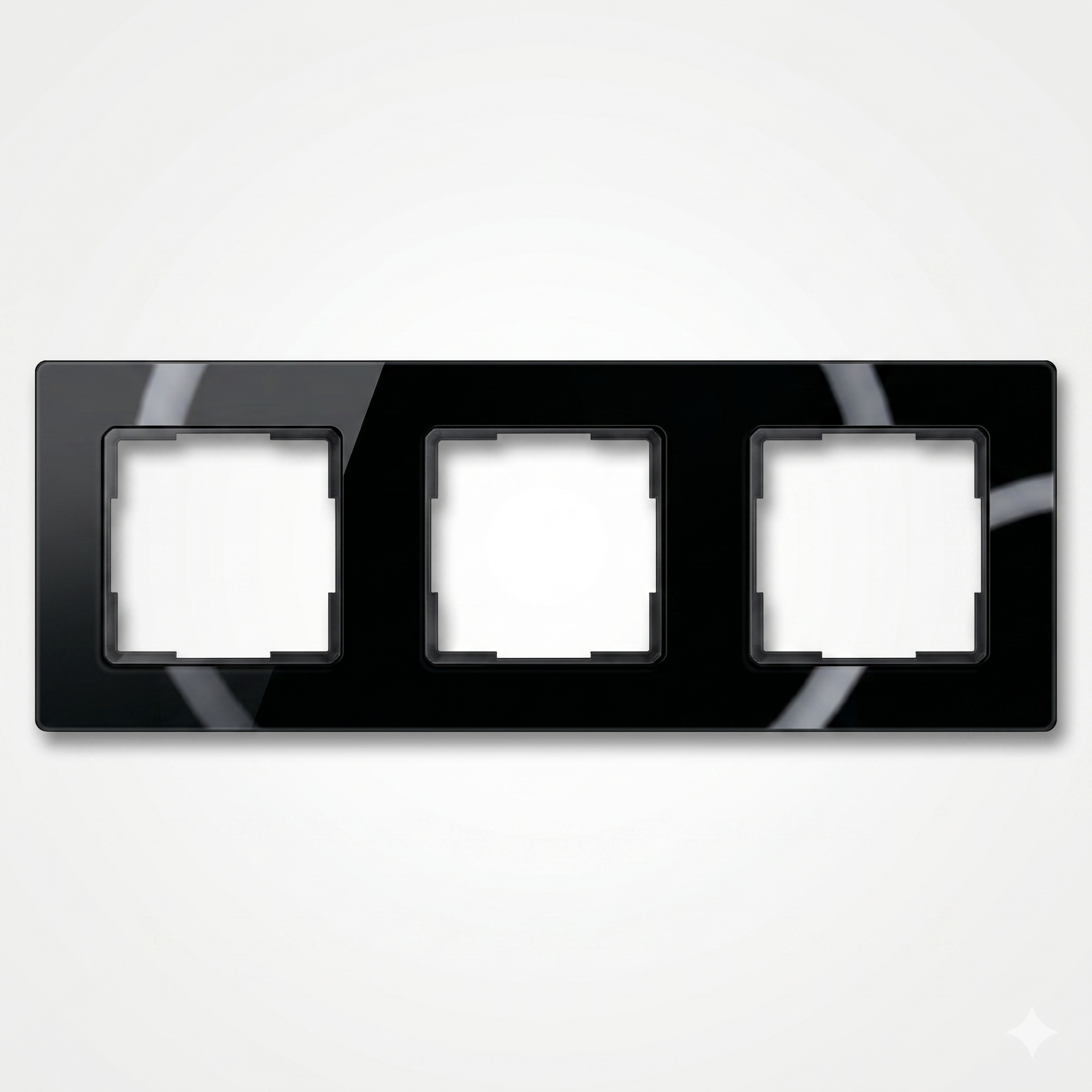 Cadre Noir Absolu à trois modules pour NéoGrid Essential.