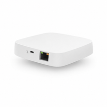 Hub filaire blanc pur NéoSoft Curve Comfort avec port Ethernet et alimentation USB pour maison connectée.