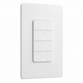 NéoMatter Comfort quatre canaux blanc avec façade murale et voyants discrets.
