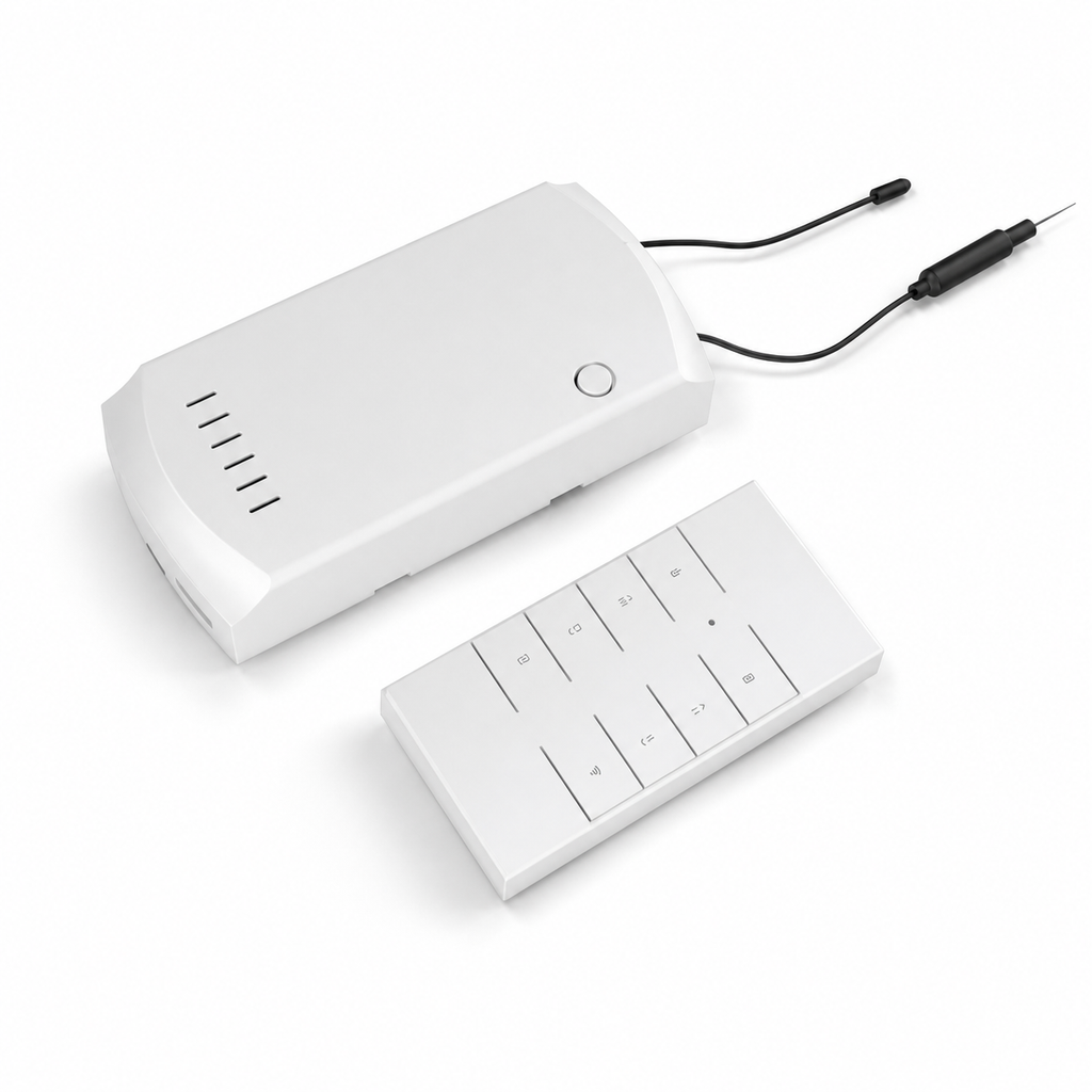 Kit contrôleur Wi-Fi ventilateur et lumière avec télécommande en vue inclinée