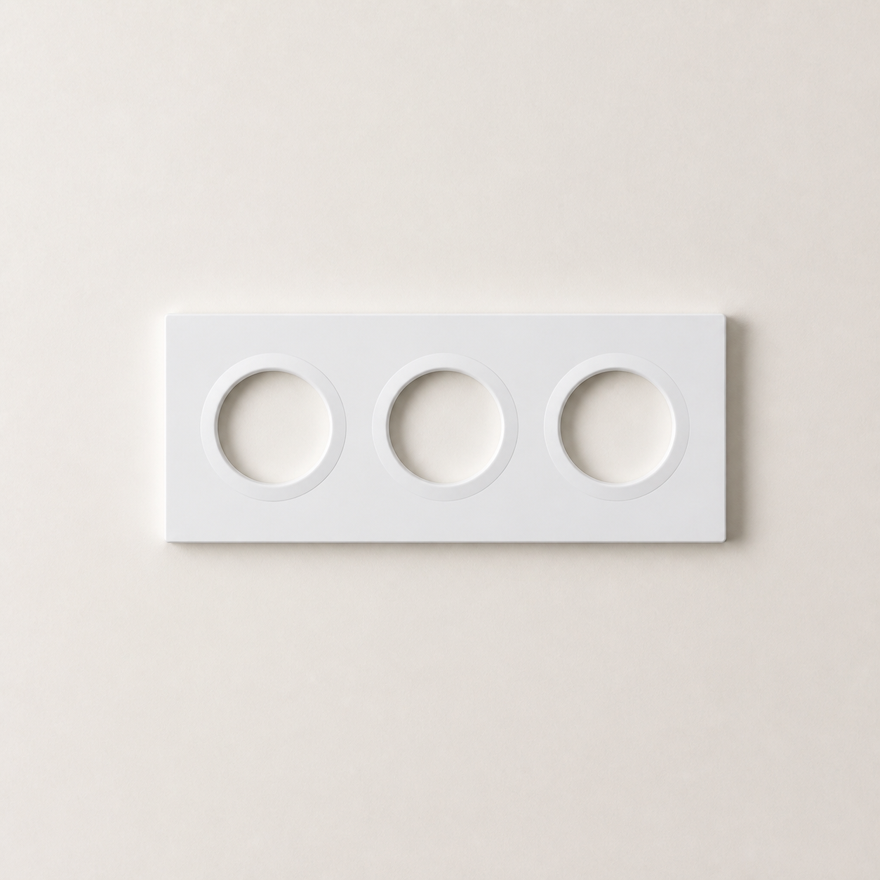 NéoFrame Orb Pro Orb-3 Gang horizontal wall frame installation