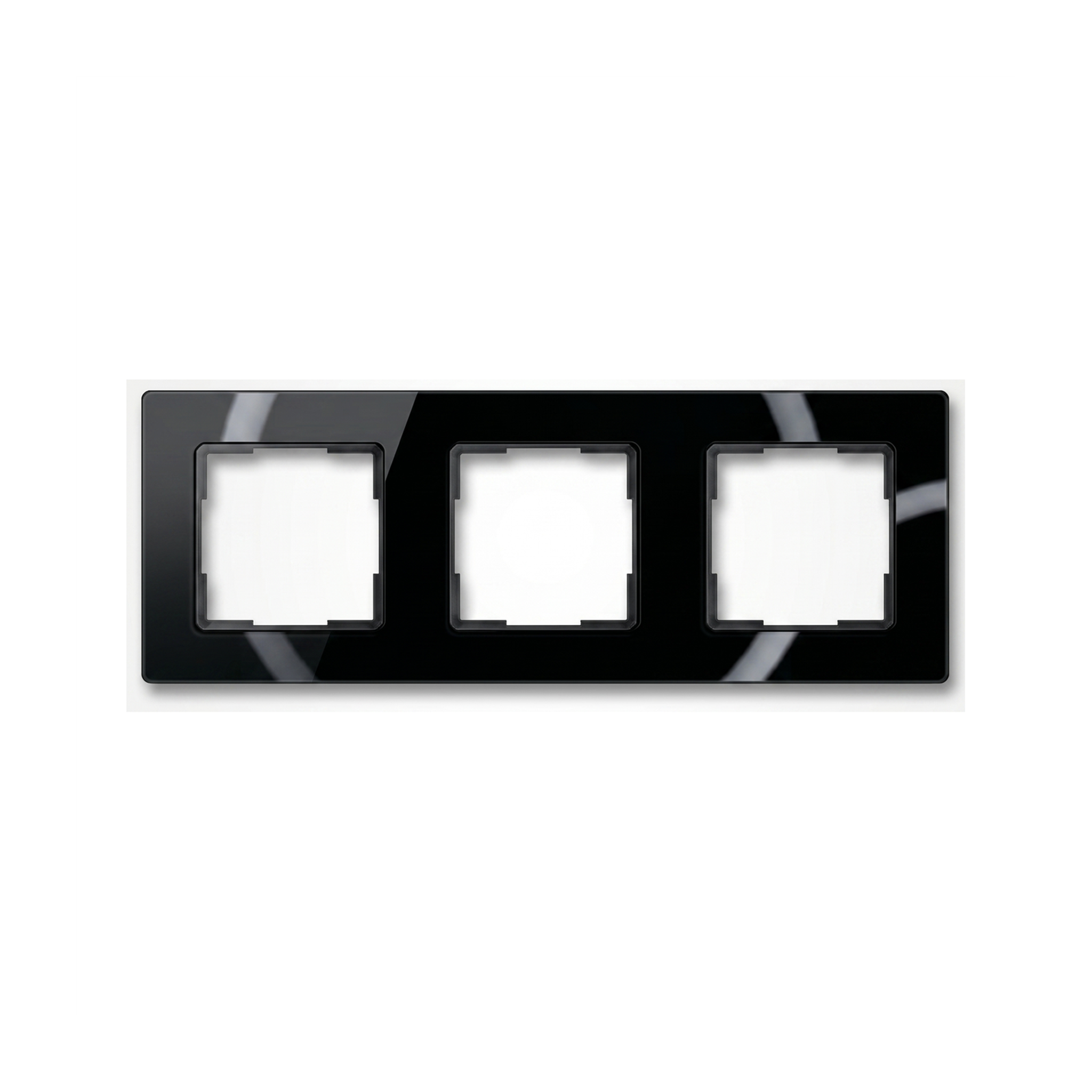 Cadre NeoGrid Essential noir absolu a trois modules sur fond studio blanc.