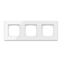White three-module NéoGrid Essential wall frame with empty openings