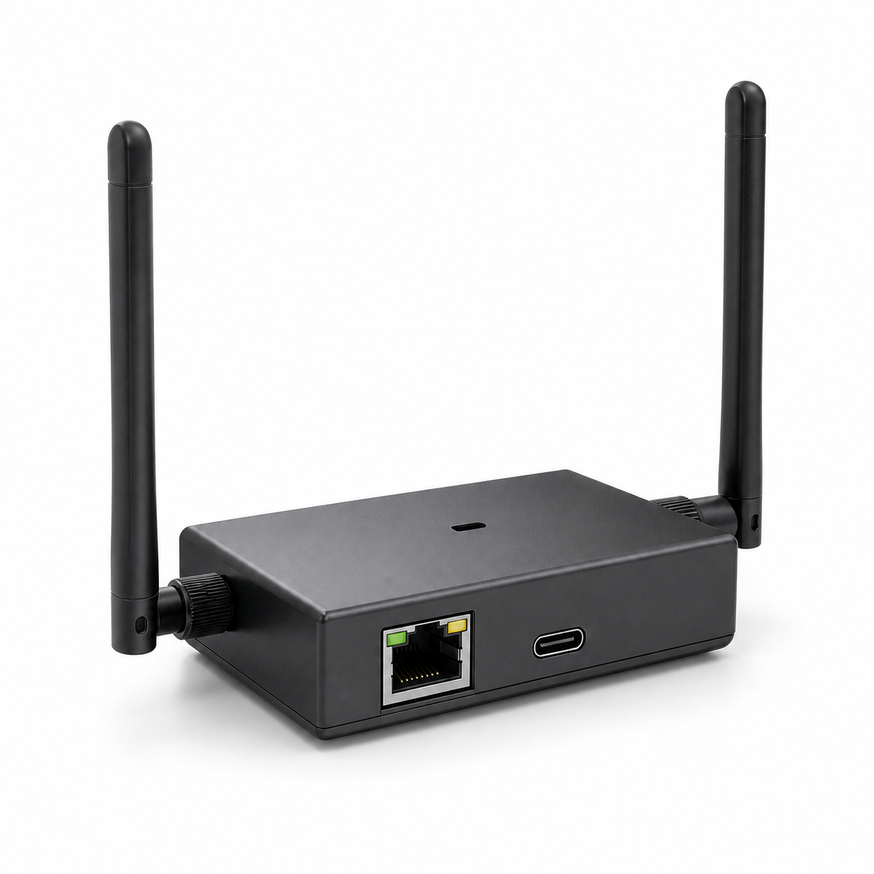 NéoLink Z-Wave Max Pro Z-Wave 800 PoE gateway with dual antennas on white background