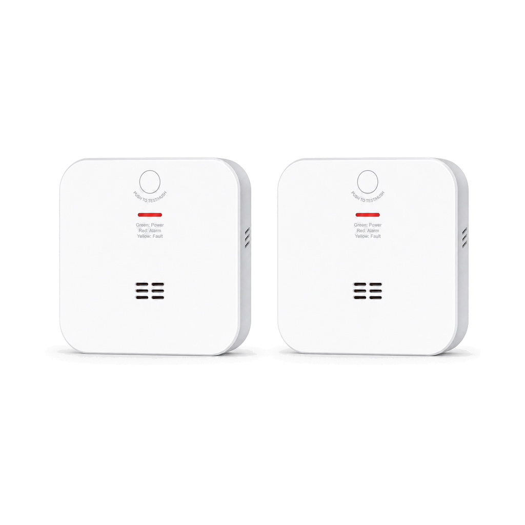 Lot de 2 détecteurs de monoxyde de carbone ZigBee sur fond blanc studio