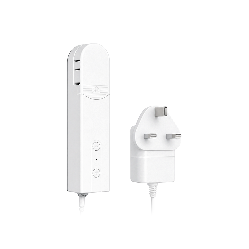 NeoShade Chain WiFi Comfort moteur chaine avec adaptateur UK sur fond blanc