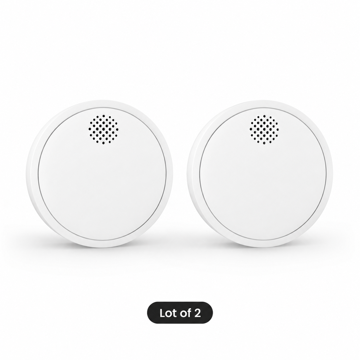 Lot of 2 variant packshot with two white smart smoke detectors
