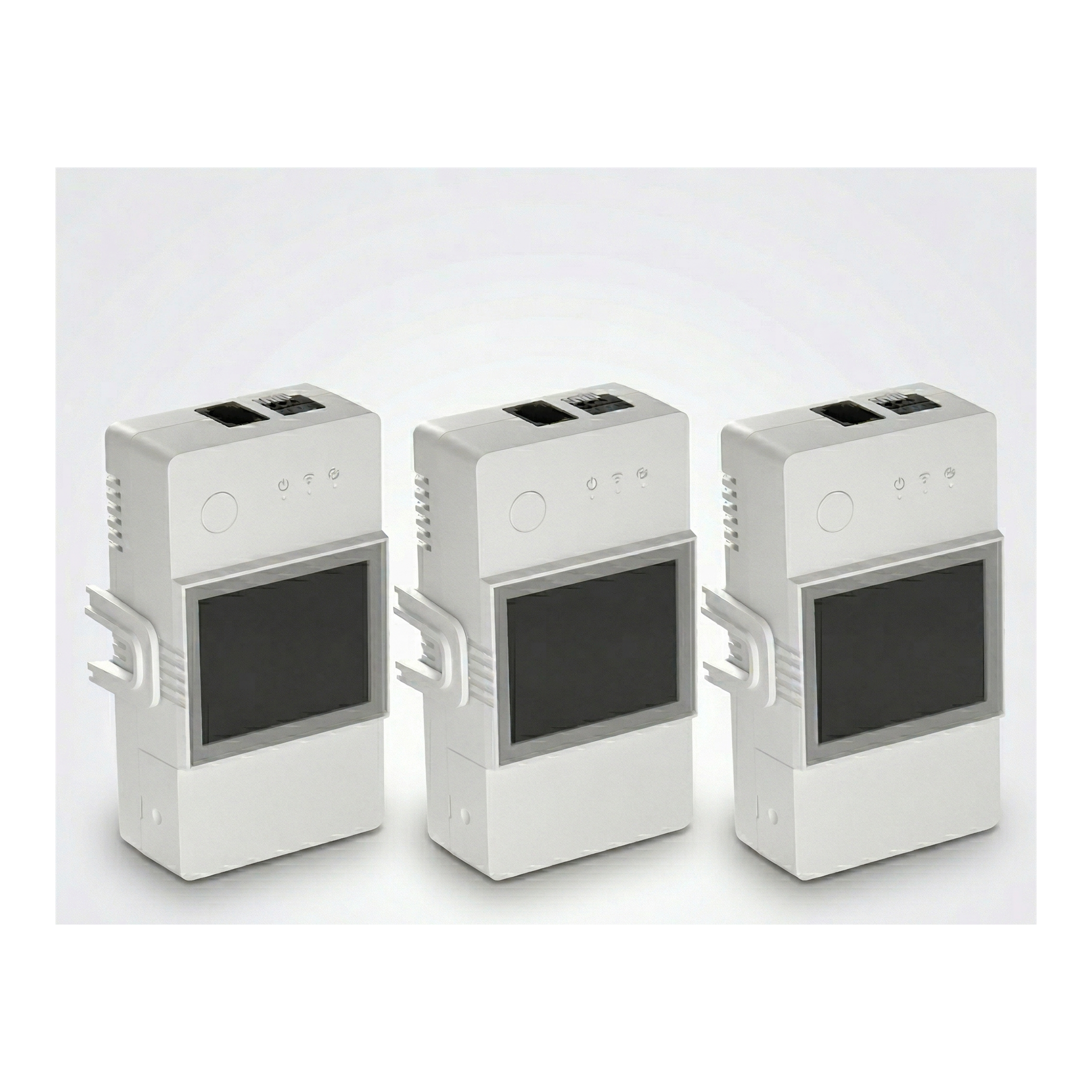 Lot de trois modules NéoStat Pro 16 A sur fond blanc studio