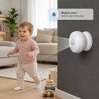 Real-time motion alert scene with mobile notification and PIR sensor